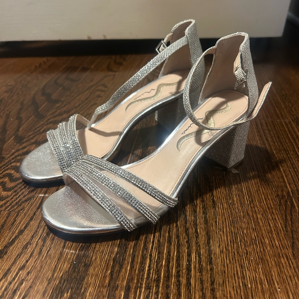 Elegant Silver Women's Heeled Sandals
